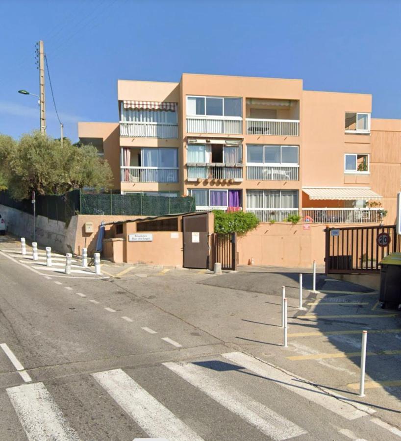 Appartement 2 Pieces En Rez De Jardin Avec Parking Et Piscine Villeneuve-Loubet Exteriér fotografie